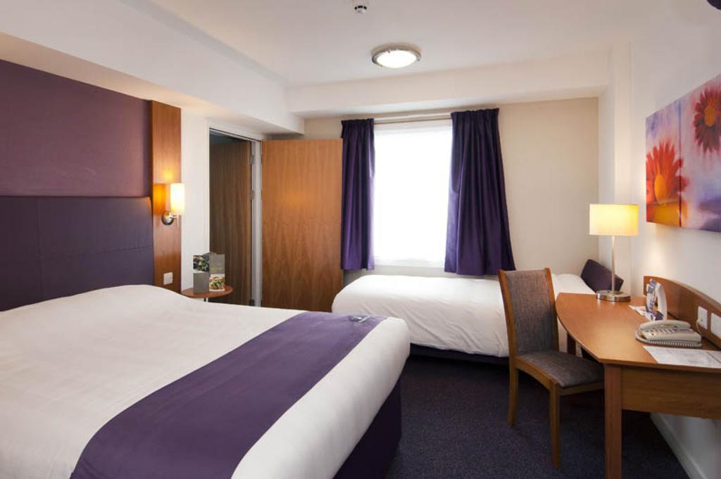 Premier Inn Newcastle - Gosforth/Cramlington Ruang foto
