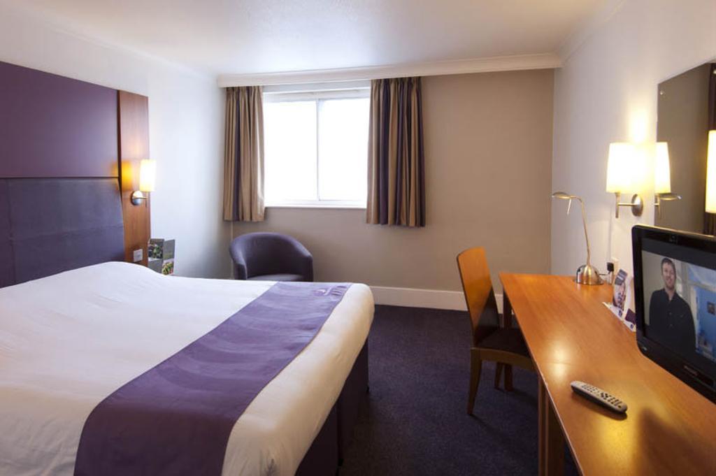 Premier Inn Newcastle - Gosforth/Cramlington Ruang foto